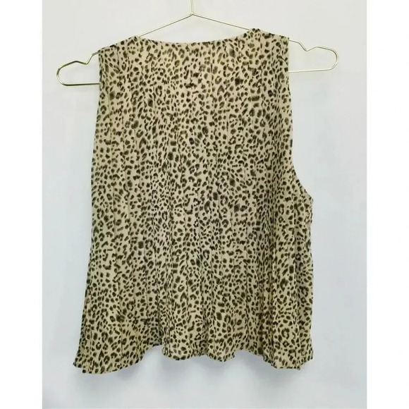 NWT She + Sky Womens Tan Gray Leopard Print Pleated A-Line Swing Tank Top Large - Picture 2 of 9